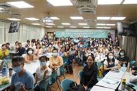 新住民跨國銜轉學生提升華語學習 教師增能研習及數位學習平臺成效佳