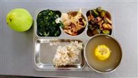 把關學生午餐！新竹縣湖口高中推「青菜吃光光」