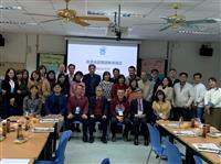 教育部長鄭英耀參訪美濃區學校 深化雙語教育