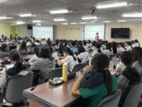 經典重新來敲門 扎根人文社會科學人才培育