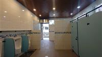 補助偏遠地區公立高級中等學校廁所修繕 營造舒適廁所美學
